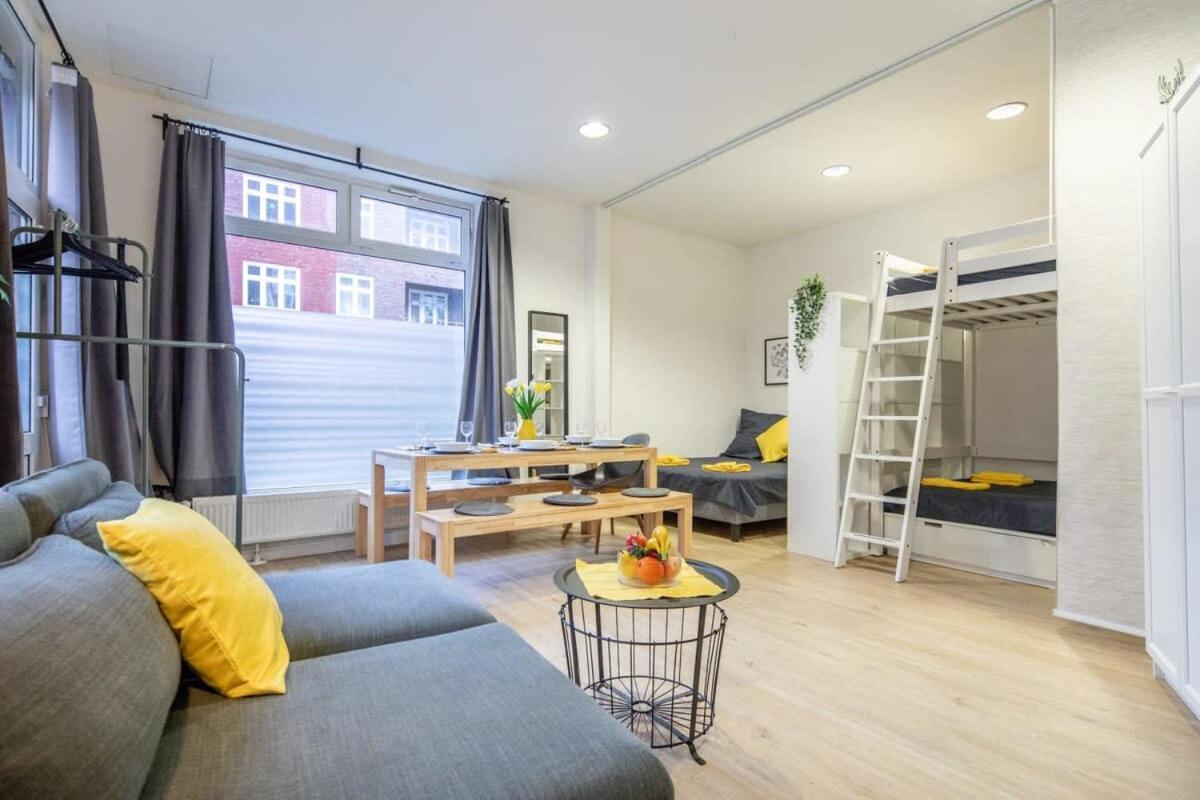 Studio Family Loft Self Checkin Street Parking Hamburg Bagian luar foto